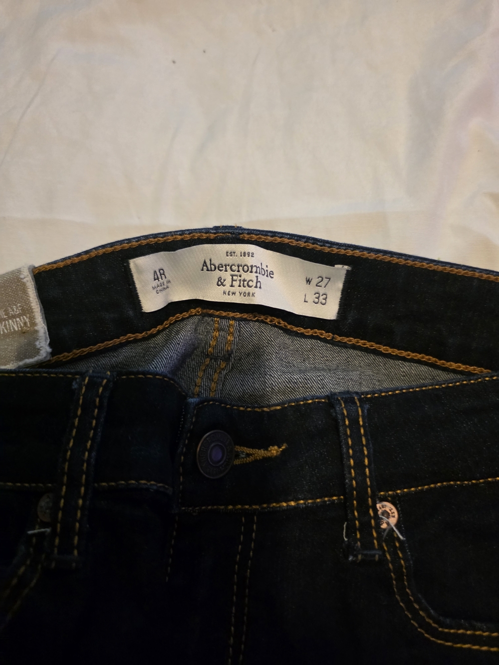 2 For $30🤩 Abercrombie & Fitch Women's Dark Indigo Skinny Jeans - Picture 7 of 8
